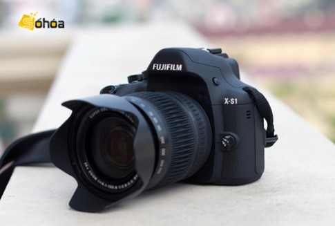 Siêu zoom ‘khủng’ của Fujifilm tại VN