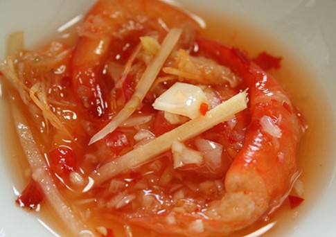 Tôm chua, món ngon xứ Huế
