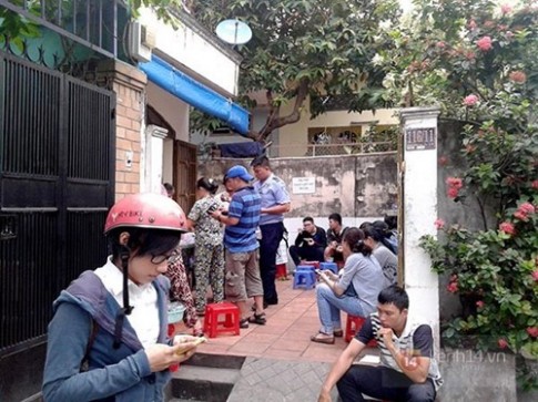 Vì sao quán bánh đúc “chảnh” nhất Sài Gòn luôn hút khách 40 năm qua