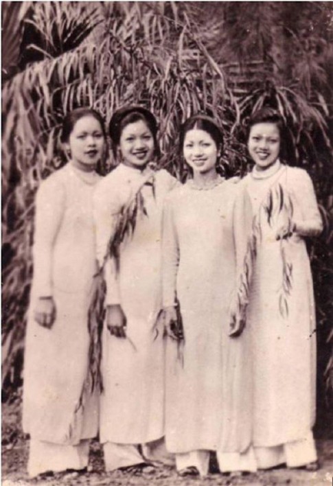 Phụ nữ Việt xưa kẻ lông mày bằng gì?