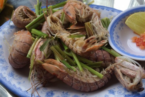 Quán hải sản đồng giá 60.000 đồng ở Đà Nẵng