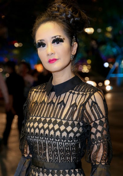 Sao Việt thành nạn nhân thời trang vì chọn sai cách trang điểm