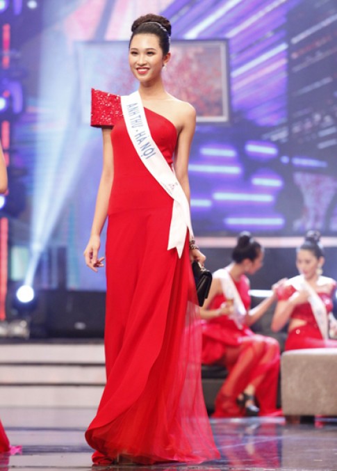 Top 15 Hoa khôi Áo dài trình diễn trang phục dạ hội