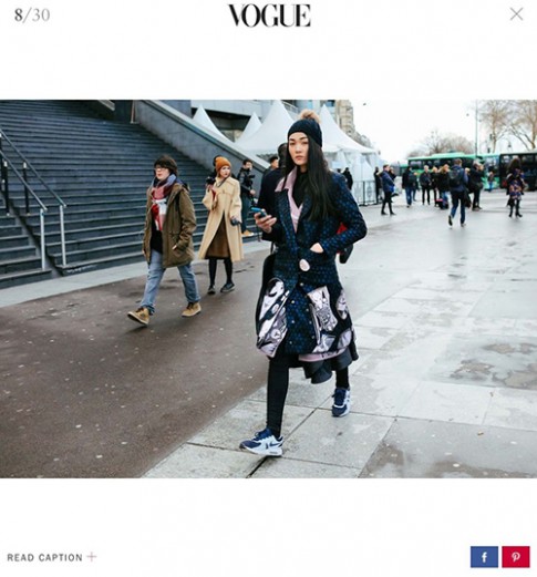 Mặc áo Võ Công Khanh, Thùy Trang lọt street style đẹp của Vogue