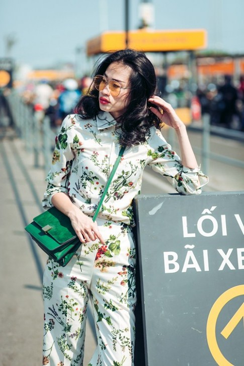 Nóng 36°C: Quý cô mặc đẹp nức tiếng Sài Gòn gợi ý váy áo giải nhiệt