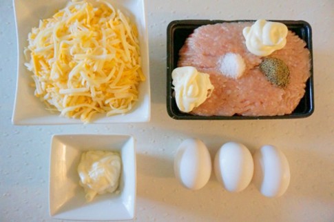 Trứng cuộn thịt gà đầy hấp dẫn