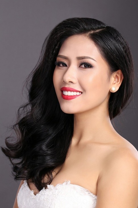 Á hậu Nguyễn Thị Loan lại đi thi Hoa hậu Hoàn vũ VN