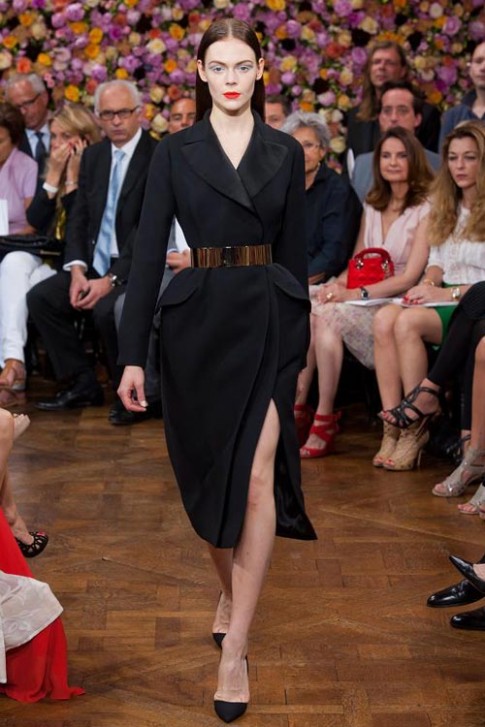 Dior Haute Couture: Đỏ mắt tìm sự xa hoa