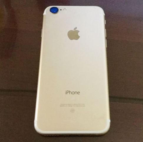 iPhone 7 màu vàng lần đầu lộ ảnh