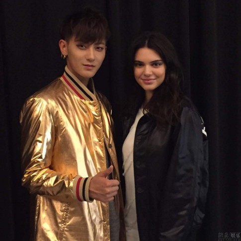 Kendall và Tao (EXO) thu hút ở tuần lễ Thượng Hải