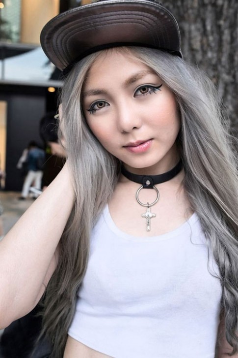 Những màu tóc dị biệt của thiếu nữ Nhật
