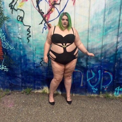 Sốc với ảnh bikini của nàng béo tự tin nhất nước Mỹ