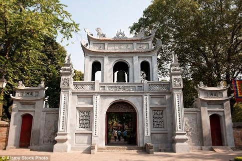 Báo Anh khen Hà Nội là thành phố du lịch rẻ nhất