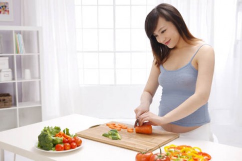 Chế độ ăn uống cho bà bầu tránh bị tăng cân quá nhiều