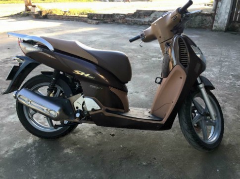  Honda SH 2008 màu cafe giá hơn 100 triệu đồng vẫn sốt 