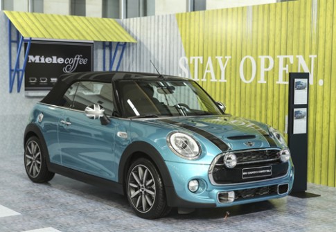  Mini Cooper Convertible S có giá 1,8 tỷ tại Việt Nam 