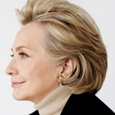 Soi phong cách thời trang của ứng viên TT Mỹ Hillary