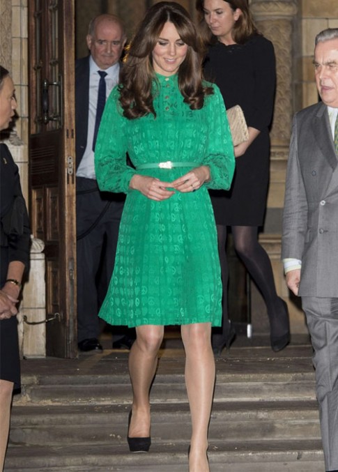 Soi thời trang bà bầu của Kate Middleton