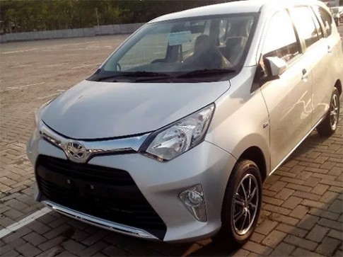  Toyota Calya - xe đa dụng giá 9.900 USD 