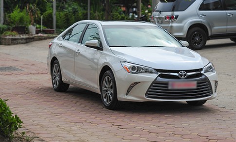  Toyota Camry XLE 2016 bản xuất Mỹ về Việt Nam 