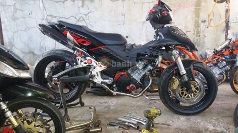 Exciter 150 độ dàn chân khủng đến từ biker nước bạn