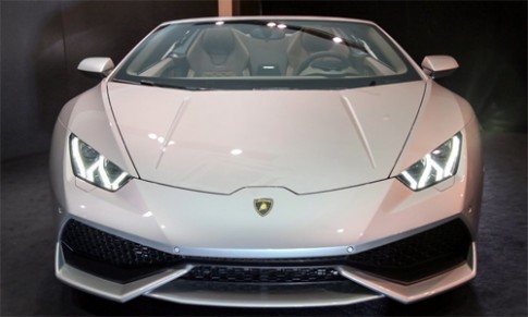  Lamborghini Huracan Spyder tại Malaysia 