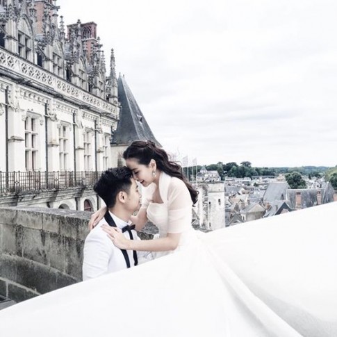 MC Mai Ngọc gây sốt khi tung ảnh mặc váy cưới Vera Wang tại Châu Âu
