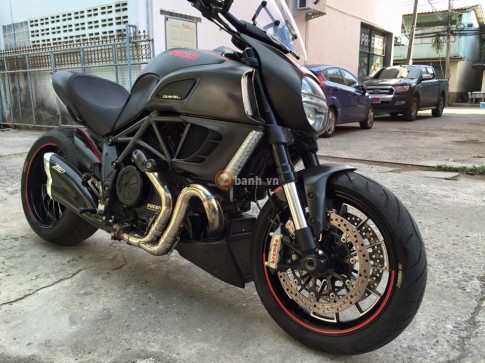 Quái thú Ducati Diavel Carbon trong bản độ đầy ấn tượng của người Thái
