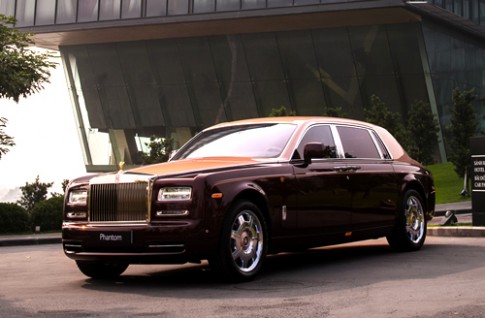  Rolls-Royce Phantom Lửa thiêng tại Việt Nam 