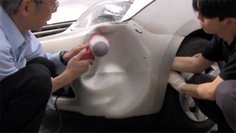  Sửa vết móp xe bằng máy sấy tóc 