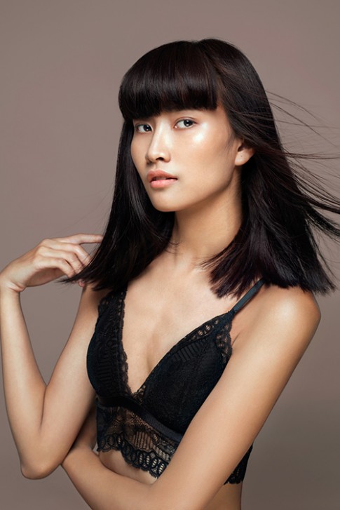 Top 9 Vietnam‘s Next Top Model tung ảnh bán nude táo bạo