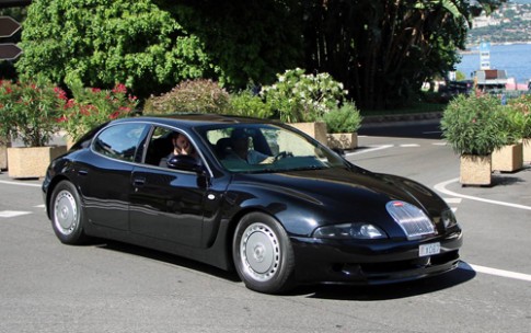  Bugatti EB112 - siêu sedan hàng hiếm 