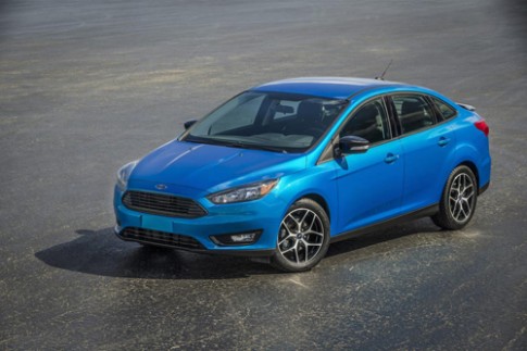  Ford Focus sedan 2015 bản nâng cấp ra mắt 