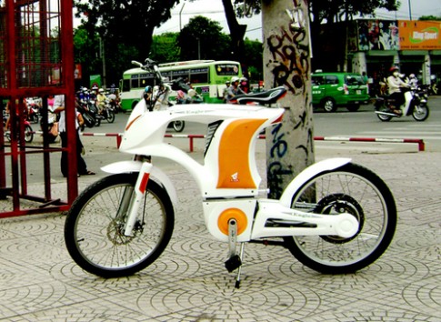  Xe điện gấp tự chế của cựu sinh viên Hồng Bàng 