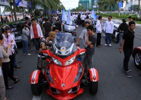  Dàn mô tô khủng diễu hành trên đường phố Đà Nẵng 