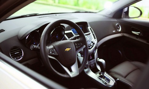  Chevrolet Cruze LTZ 2014 có giá 672 triệu đồng 