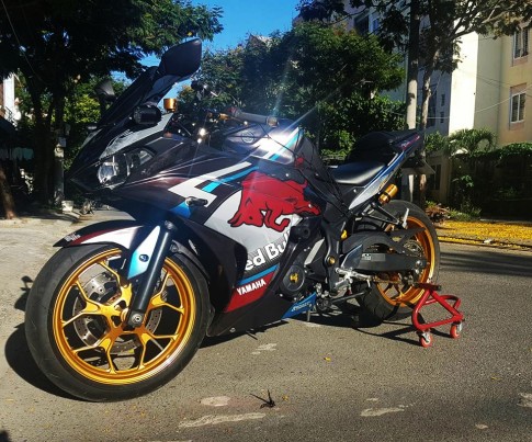 Yamaha R3 đậm chất thể thao với phiên bản Redbull của biker Đà Nẵng