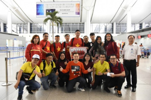  Sao Việt lên đường cổ vũ U23 Việt Nam trận chung kết	