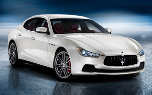  Lộ diện đàn em Maserati Quattroporte 