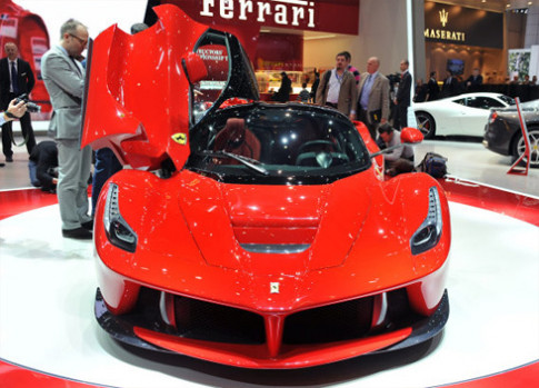  LaFerrari - siêu xe thay thế Ferrari Enzo 