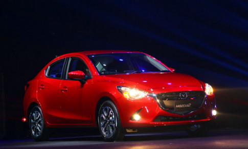  Mazda ra mắt Mazda2 SkyActiv giá từ 20.700 USD 