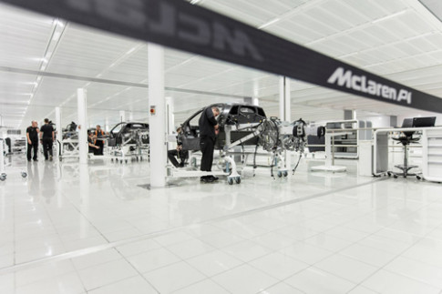  Siêu xe McLaren P1 và dây chuyền ‘tinh khiết’ 