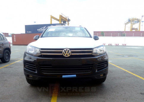  Volkswagen Touareg 2013 đầu tiên tại Việt Nam 
