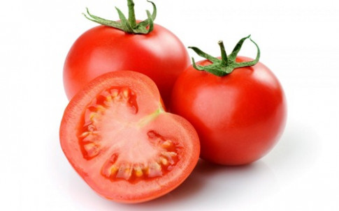 6 sai lầm của mẹ khi cho con ăn cà chua khiến bé bị ngộ độc