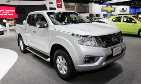  Bán tải Navara 2015 ‘lột xác’ 