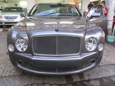  Bentley Mulsanne ở Sài Gòn 