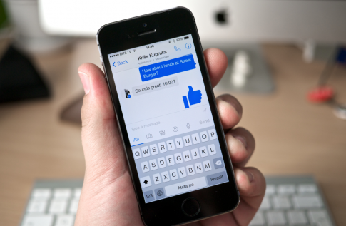 Facebook thử nghiệm tính năng hiển thị tệp tin đã chia sẻ trong Messenger