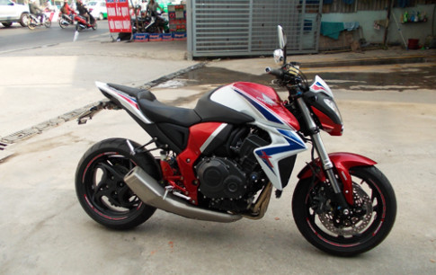  Honda CB1000R Limited 2014 đầu tiên về Việt Nam 