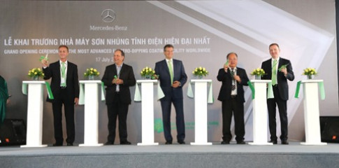  Mercedes-Benz vận hành nhà máy 10 triệu USD 