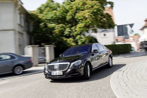  Mercedes thử nghiệm S-class tự lái 